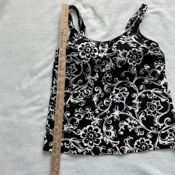 Lands’ End Tankini Swim Top Black W/White Floral Pattern Size 10 - Picture 6 of 13